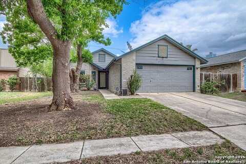 5775 Larkdale, San Antonio, TX 78233