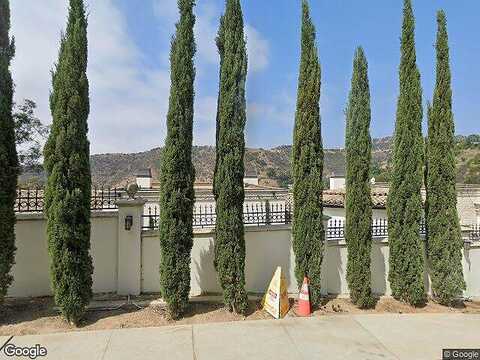 Castilian, LOS ANGELES, CA 90068
