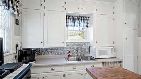 Summer, EAU CLAIRE, WI 54701