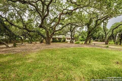7 Sunrise, Pleasanton, TX 78064