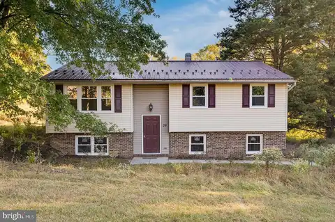 Wolters, READING, PA 19606
