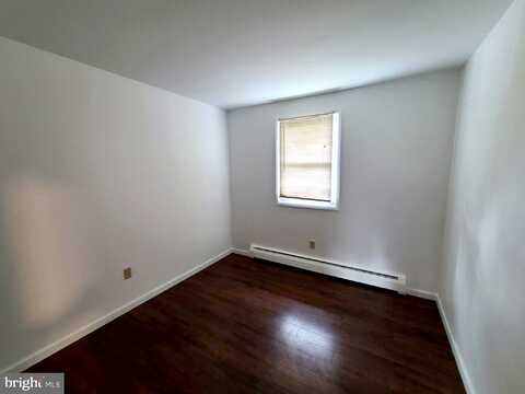 Wolters, READING, PA 19606