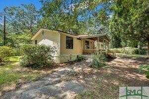 137 Thelma Drive, Summerville, SC 29485