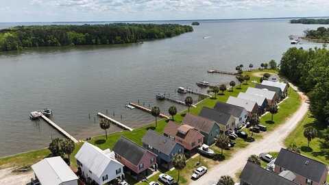 1049 Island Court, Summerton, SC 29148