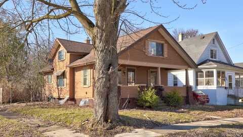 1403 Cypress, Saginaw, MI 48602