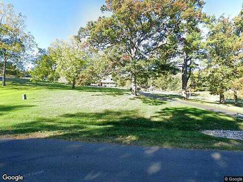 White Hill, STUARTS DRAFT, VA 24477