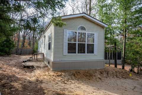 9 Racoon Court, Mauston, WI 53948