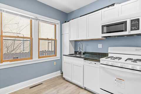 Thomas, SAINT PAUL, MN 55104