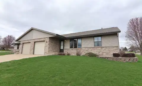 204 Winesap Court, Janesville, WI 53548