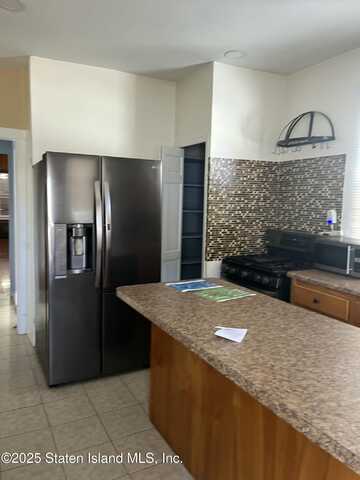 189 Sharpe Avenue, Staten Island, NY 10302