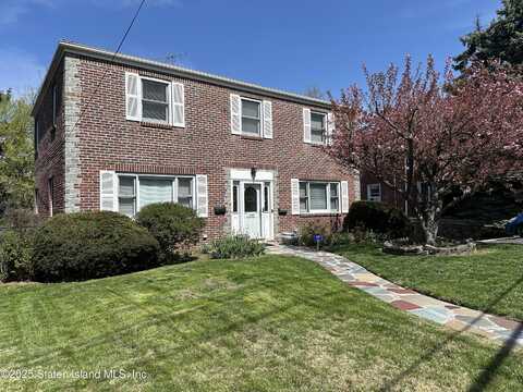 1055 Victory Boulevard, Staten Island, NY 10301