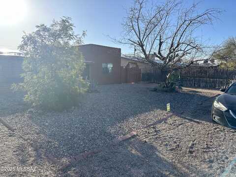Winstel, TUCSON, AZ 85716