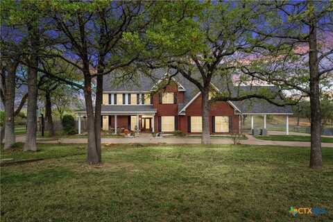 290 Bolton Circle, West, TX 76691