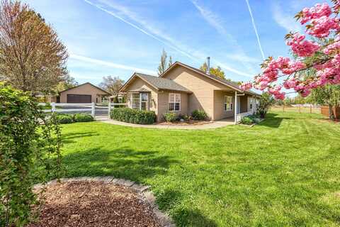 3250 Bellinger Lane, Medford, OR 97501