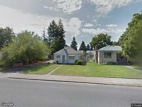Maple, SPOKANE, WA 99205
