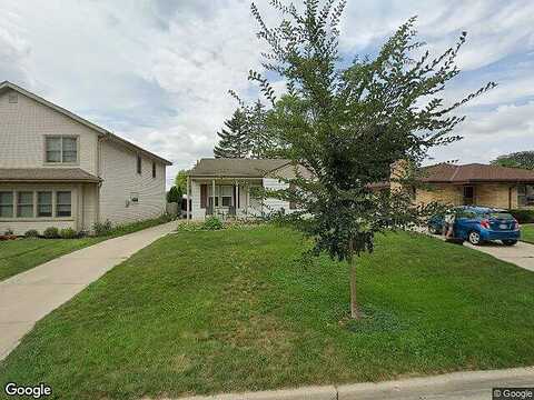 111Th, MILWAUKEE, WI 53226
