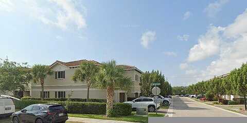 1St, DEERFIELD BEACH, FL 33441