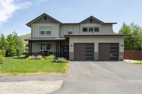 312 E Winterberry Loop, Hailey, ID 83333