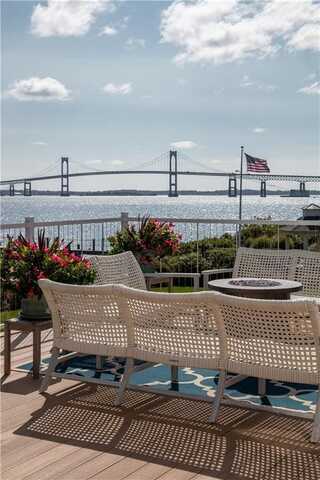 10 Coulter Street, Jamestown, RI 02835