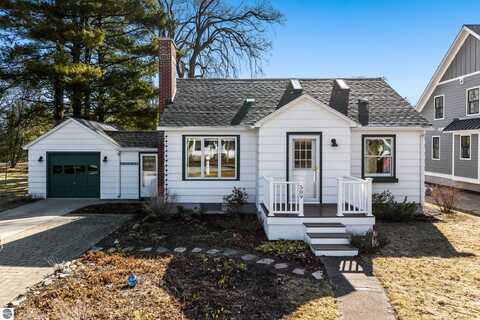 509 Spruce Street, Elk Rapids, MI 49629