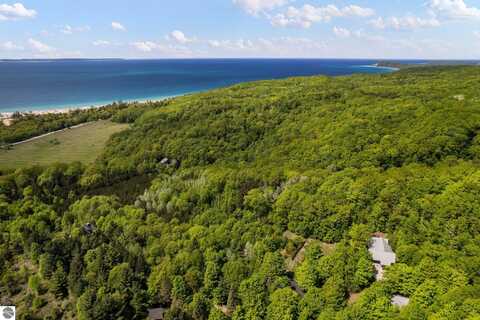 00 E Gousty Knowe, Lake Leelanau, MI 49653