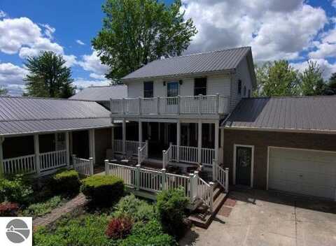 10454 W Taft Road, Carson City, MI 48811