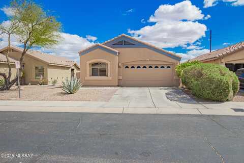 6625 E Ladonna Lane, Tucson, AZ 85756