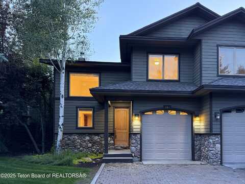 109 TRAIL CREEK Drive, Victor, ID 83455