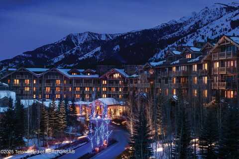 7680 N GRANITE LOOP Road, Teton Village, WY 83025