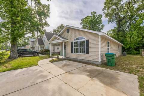 17 Peublo Trail, Crawfordville, FL 32327
