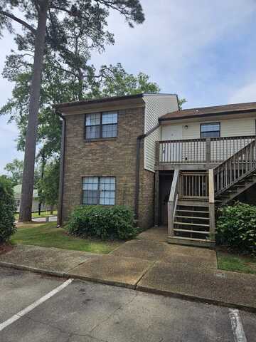 1108 Greentree Court, Tallahassee, FL 32304