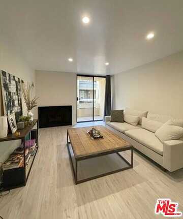 Kings, WEST HOLLYWOOD, CA 90069