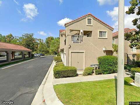 Antigua, MISSION VIEJO, CA 92692