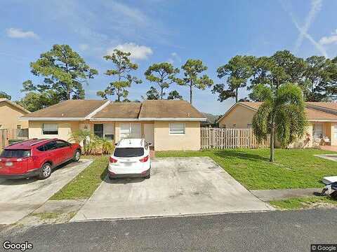 Mil Lake, GREENACRES, FL 33463