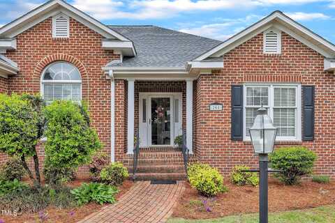 208 E Harrington Avenue, Broadway, NC 27505