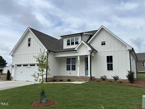 3820 Fairway View Drive, Fuquay Varina, NC 27526