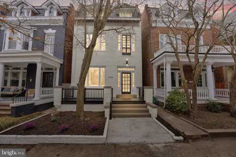 2905 W GRACE STREET, RICHMOND, VA 23221