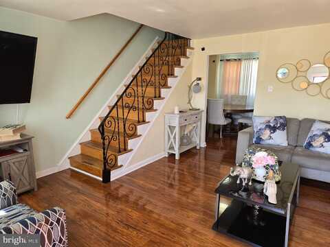 7152 BUSTLETON AVENUE, PHILADELPHIA, PA 19149