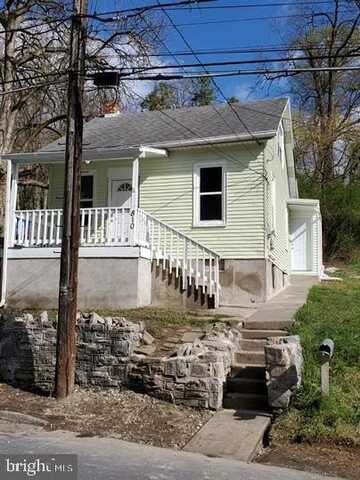 810 MOHN STREET, HARRISBURG, PA 17113