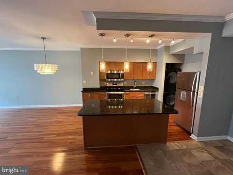 1211 S EADS STREET S, ARLINGTON, VA 22202
