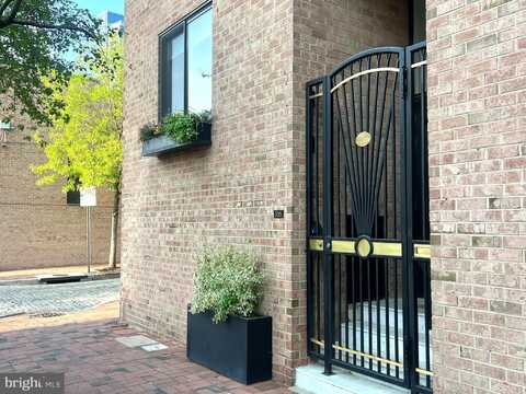 325 S 2ND STREET, PHILADELPHIA, PA 19106