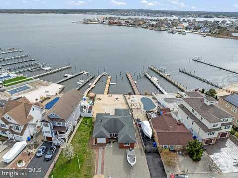 149 PINEWOOD ROAD, TOMS RIVER, NJ 08753