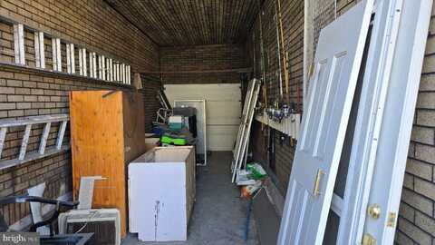 18 DAYMOND STREET, TRENTON, NJ 08611