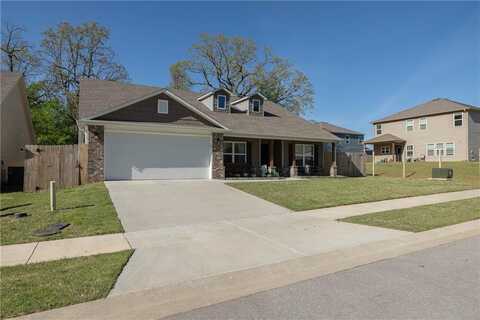 3050 W Emil DR, Fayetteville, AR 72704