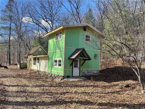 524 Madison 3165, St Paul, AR 72760