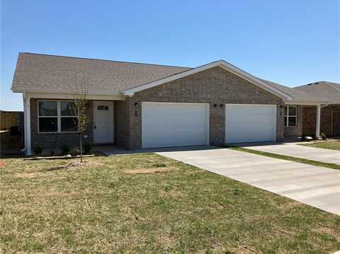 6808 NW Trevy ST, Highfill, AR 72712