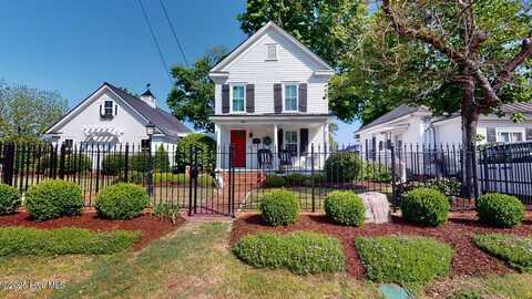 305 Anne Street, Jacksonville, NC 28540
