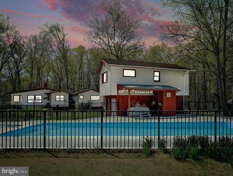517 DOCTORS ROAD, LOUISA, VA 23093