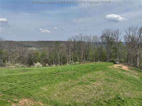 6 Red Knob Road, Fraziers Bottom, WV 25082
