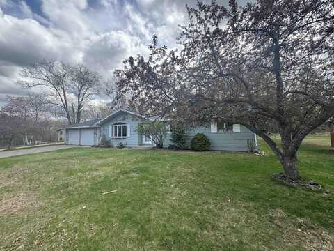1045 Superior, Kingsford, MI 49802